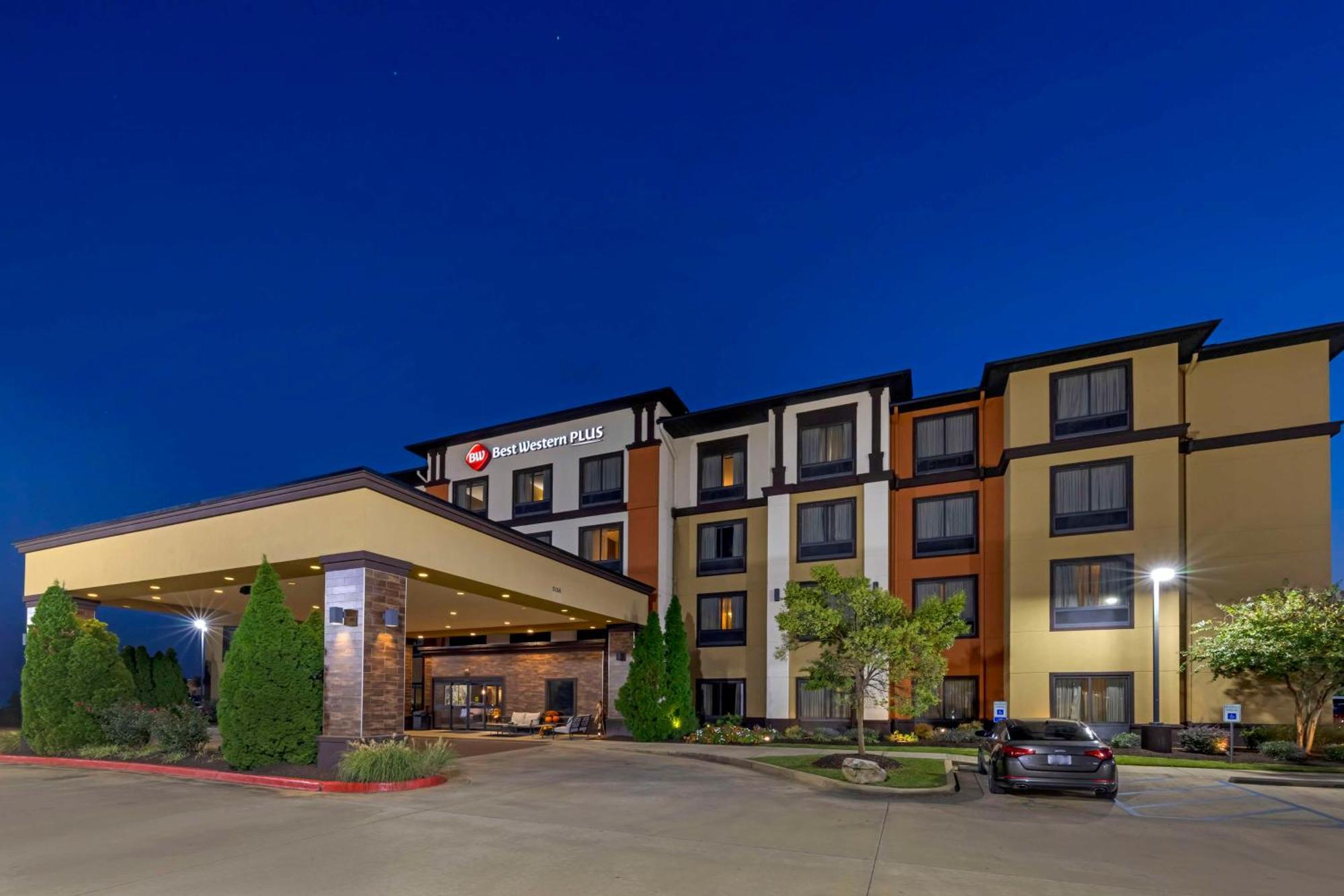 Best Western Plus Tupelo Inn & Suites Экстерьер фото